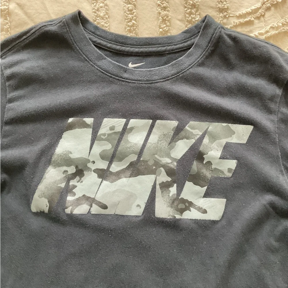 Nike Kids Black Camo Logo T-Shirt